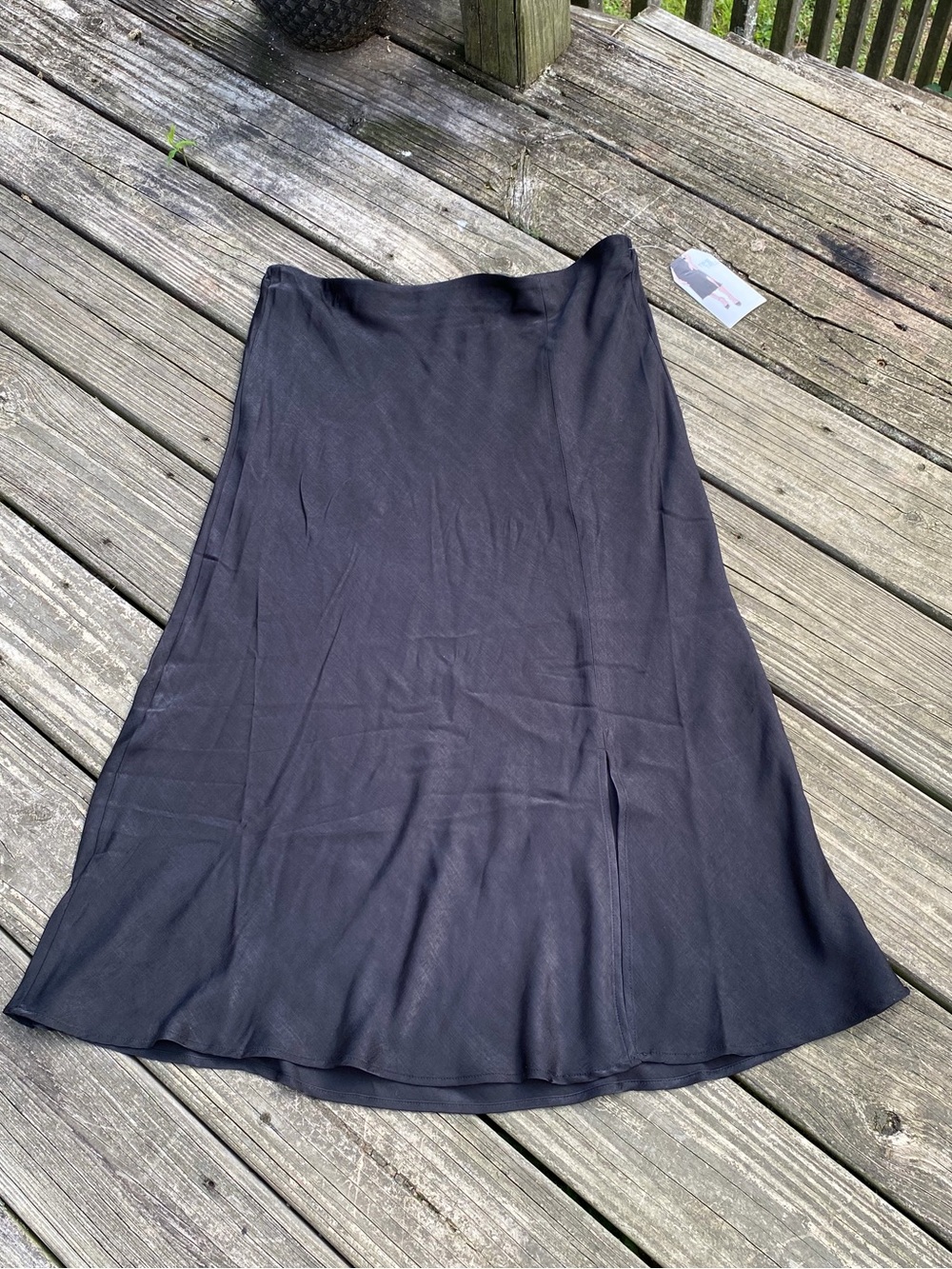 Time and Tru Black Soot Slip midi Skirt L (12-14) brand new